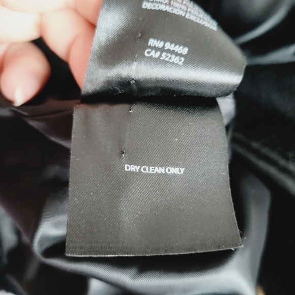 Tahari Black Wool Blend Coat - Picture 10 of 12